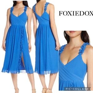 NWT Foxiedox Pleated Front Slit Floral Strap Sapphire Blue Midi Dress Size L